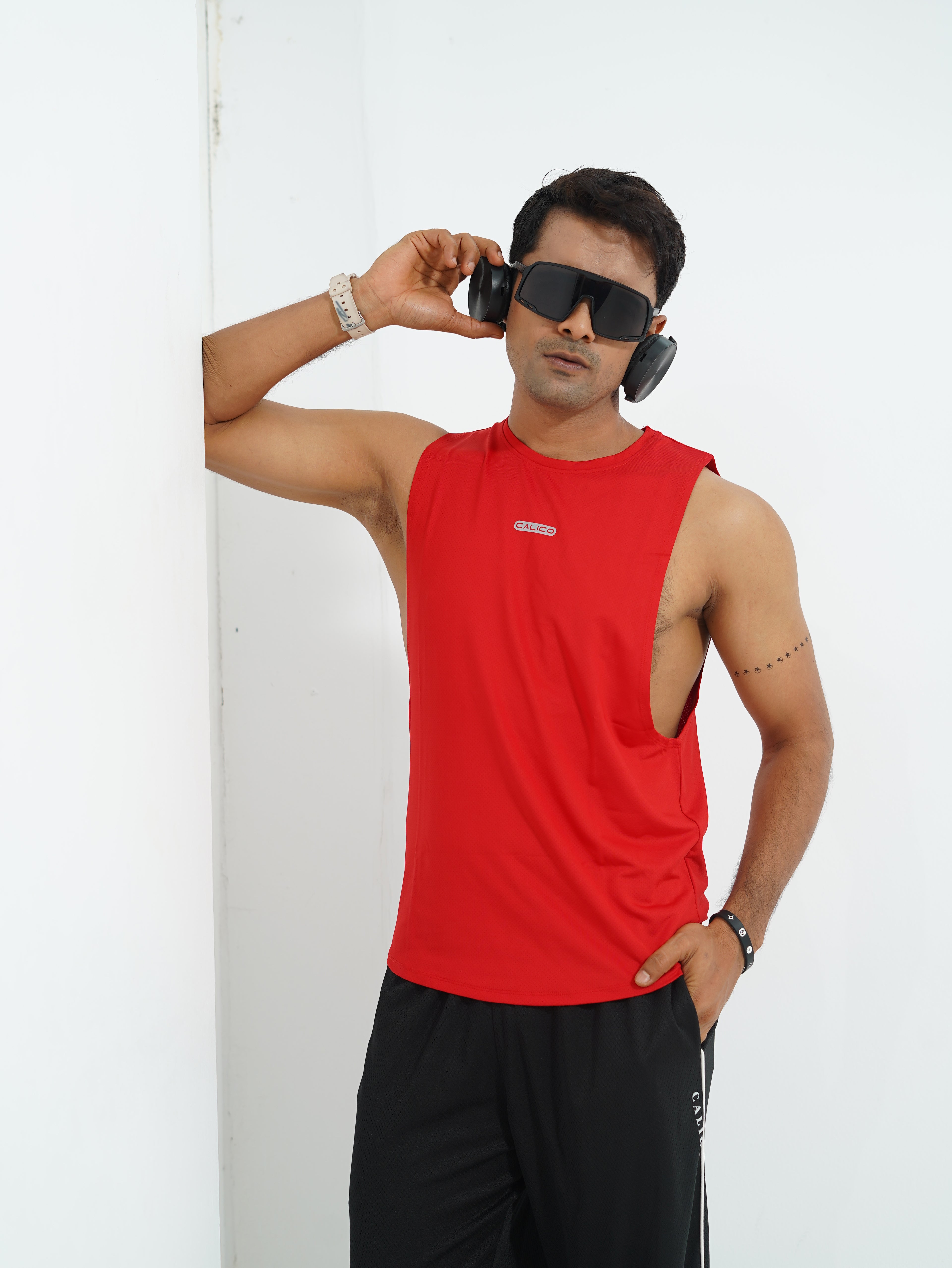 Back Elastic Gym Tank Top Red Colour