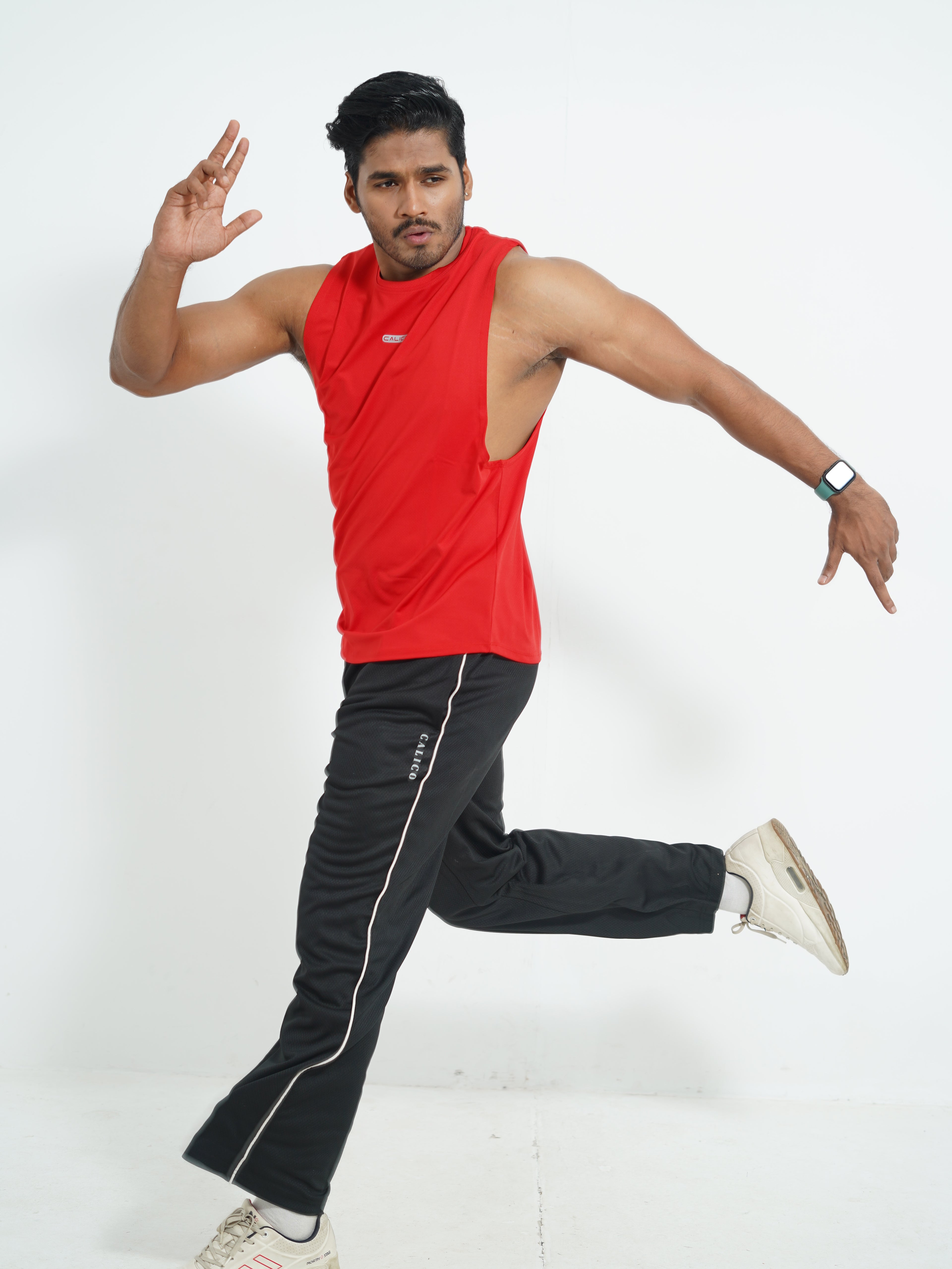Back Elastic Gym Tank Top Red Colour